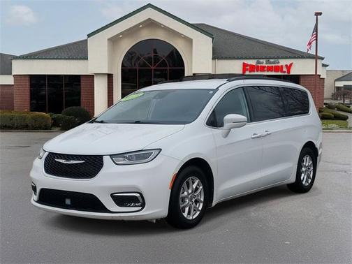 2022 Chrysler Pacifica Touring L
