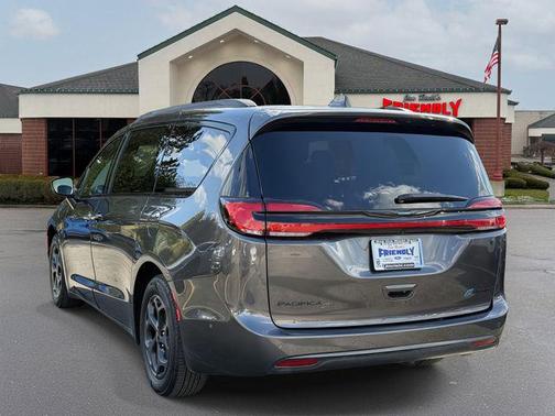 2021 Chrysler Pacifica Hybrid Touring L