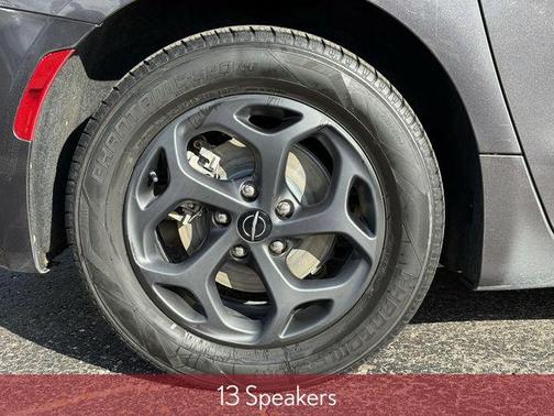 2021 Chrysler Pacifica Hybrid Touring L