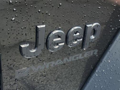 Black Clearcoat 2024 Jeep Wrangler Sport S