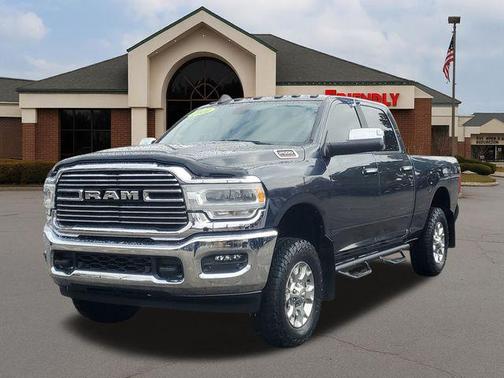 2021 RAM 2500 Laramie Crew Cab 4x4 6'4' Box