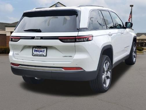 Bright White Clearcoat 2026 Jeep Grand Cherokee Limited 4x2