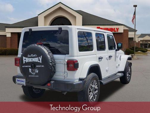 Bright White Clearcoat 2025 Jeep Wrangler 4-Door Sahara 4x4