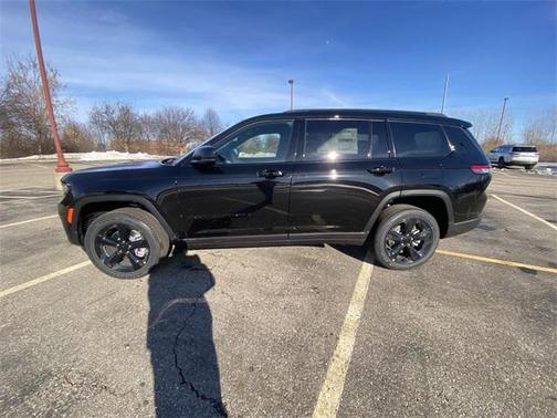 2025 Jeep Grand Cherokee L Altitude