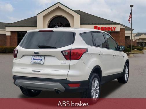 2019 Ford Escape SE