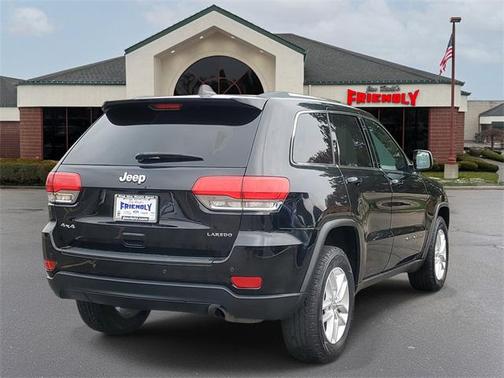 2017 Jeep Grand Cherokee Laredo