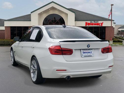 2018 BMW 320 i