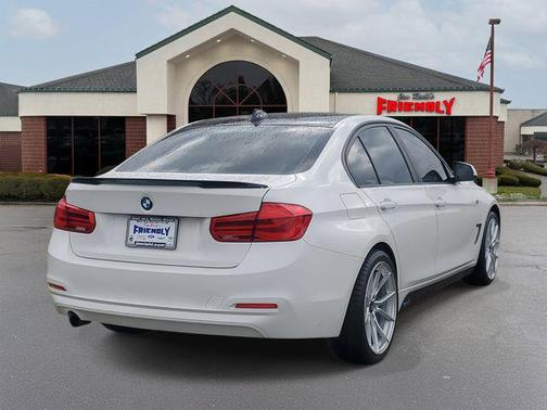 2018 BMW 320 i