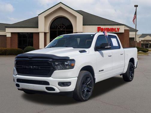 Bright White Clearcoat 2021 RAM 1500 Big Horn/Lone Star