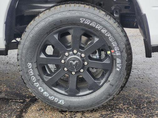 Bright White Clearcoat 2026 RAM 2500 Laramie Crew Cab 4x4 6'4' Box