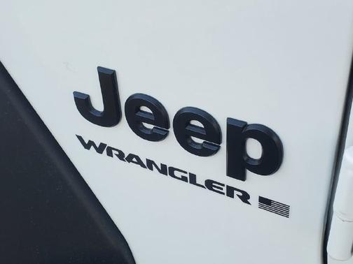 Bright White Clearcoat 2026 Jeep Wrangler Sport