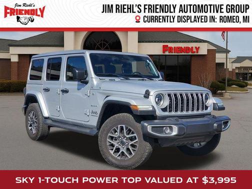 Silver Zynith Clearcoat 2024 Jeep Wrangler 4-Door Sahara 4x4