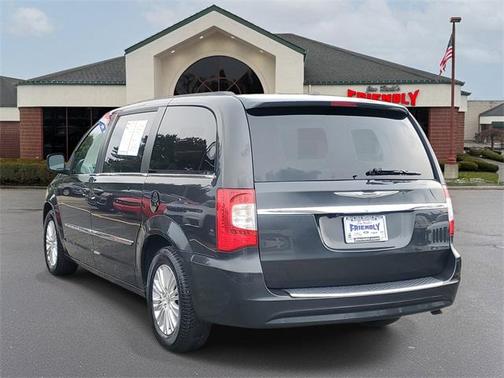 2011 Chrysler Town & Country Touring-L