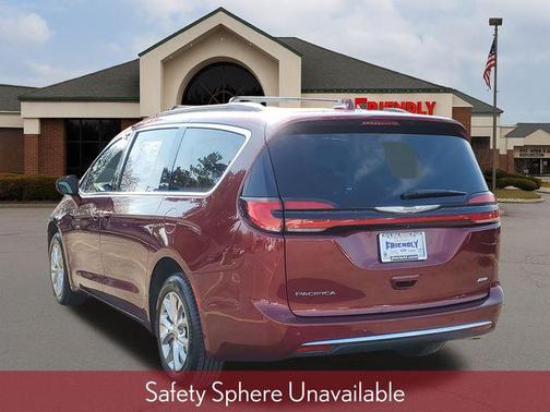 2022 Chrysler Pacifica Touring L