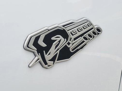 Bright White Clearcoat 2026 RAM 1500 Big Horn/Lone Star