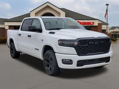 Bright White Clearcoat 2026 RAM 1500 Big Horn/Lone Star