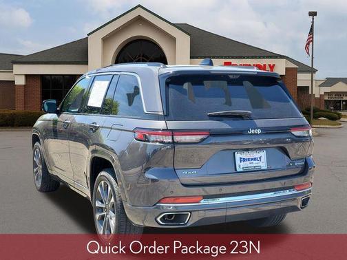 Baltic Gray Metallic Clearcoat 2024 Jeep Grand Cherokee Overland