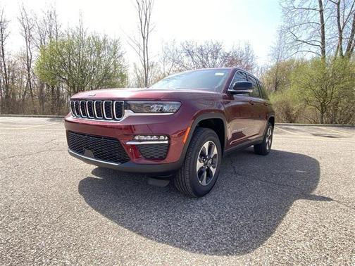 2025 Jeep Grand Cherokee 4xe Base