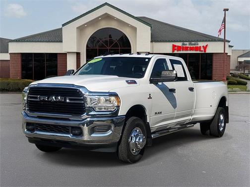 2020 RAM 3500 Tradesman Crew Cab 4x4 8' Box