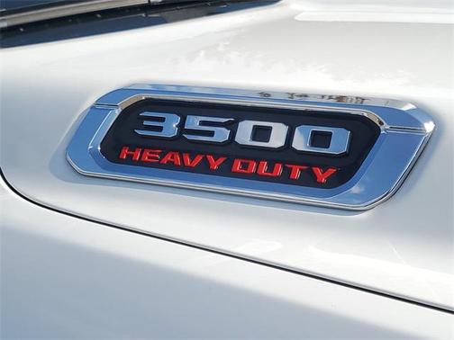 2020 RAM 3500 Tradesman Crew Cab 4x4 8' Box