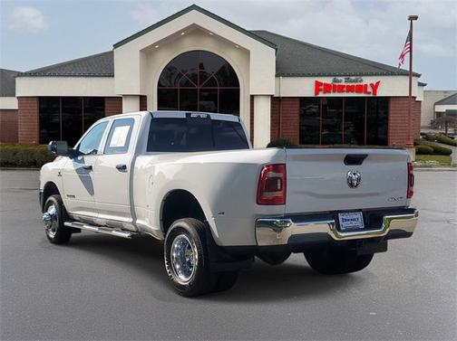2020 RAM 3500 Tradesman Crew Cab 4x4 8' Box