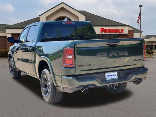 Serrano Green Metallic 2026 RAM 1500 Big Horn/Lone Star