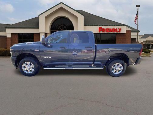 2025 RAM 2500 Big Horn Crew Cab 4x4 6'4' Box