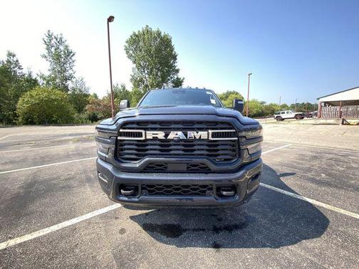 2025 RAM 2500 Big Horn Crew Cab 4x4 6'4' Box
