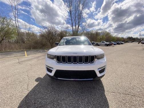2025 Jeep Grand Cherokee Limited X