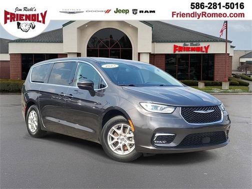 2023 Chrysler Pacifica Touring L