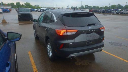 2020 Ford Escape SE