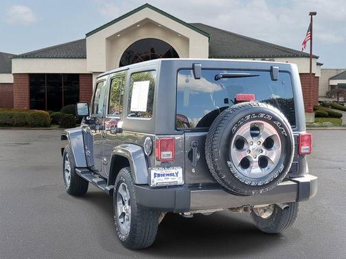 2017 Jeep Wrangler Unlimited Sahara