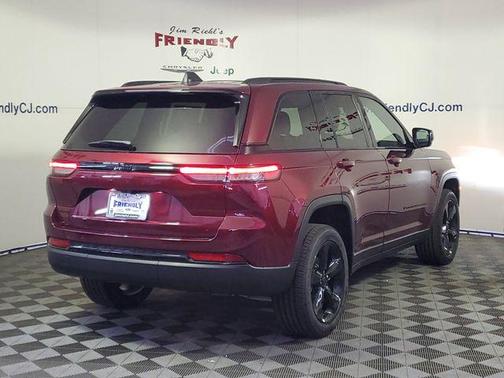 2025 Jeep Grand Cherokee Altitude