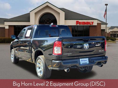 Diamond Black Crystal Pearlcoat 2023 RAM 1500 Big Horn/Lone Star