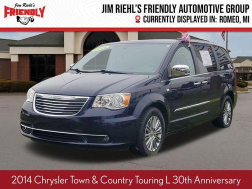 2014 Chrysler Town & Country Touring-L