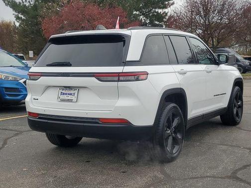 2023 Jeep Grand Cherokee Altitude