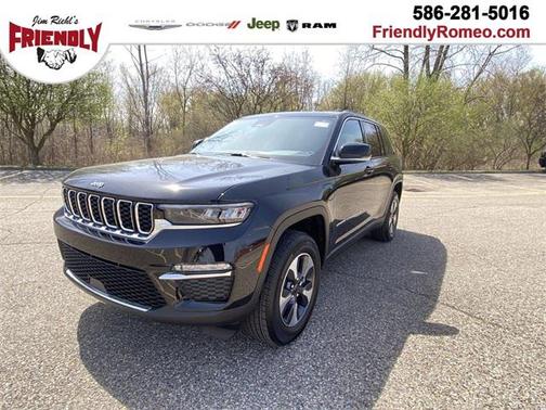 2025 Jeep Grand Cherokee 4xe Base