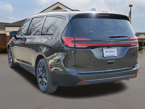 2026 Chrysler Pacifica L