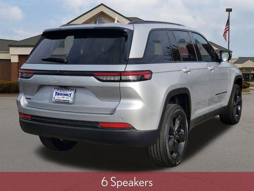 Silver Zynith 2024 Jeep Grand Cherokee Altitude