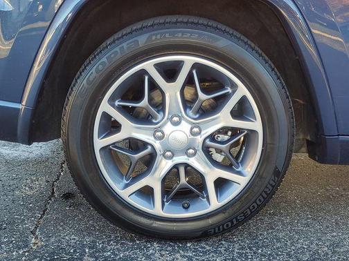 2021 Jeep Grand Cherokee Overland