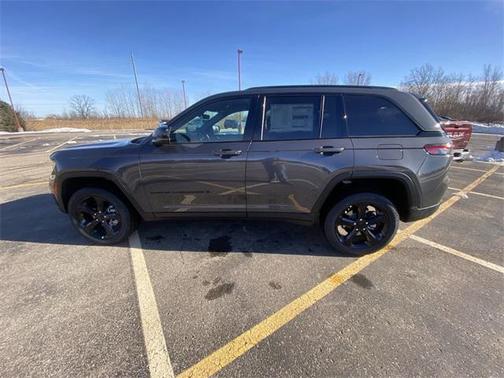 2025 Jeep Grand Cherokee Limited X