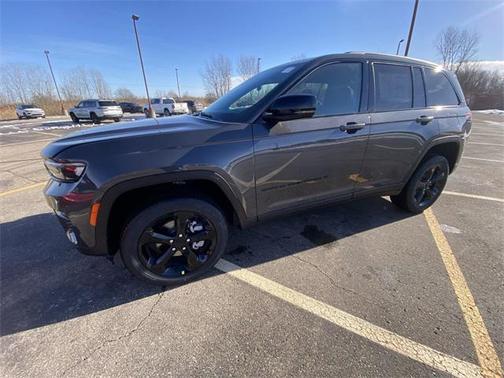 2025 Jeep Grand Cherokee Limited X