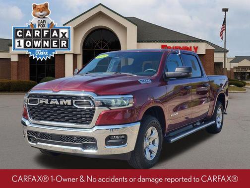 Delmonico Red Pearlcoat 2025 RAM 1500 Big Horn/Lone Star