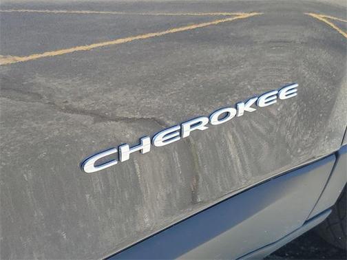 2021 Jeep Cherokee Latitude Plus