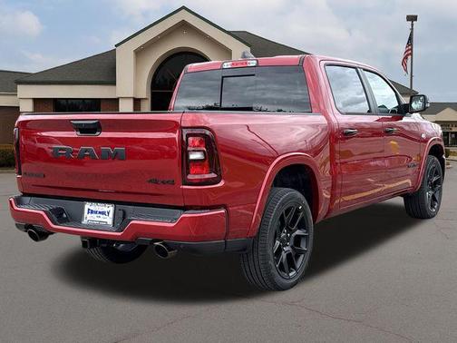 Molten Red Pearlcoat 2026 RAM 1500 Laramie