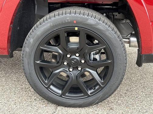 Molten Red Pearlcoat 2026 RAM 1500 Laramie