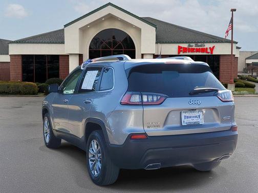 2021 Jeep Cherokee Latitude Lux