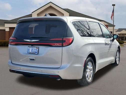 2026 Chrysler Pacifica L