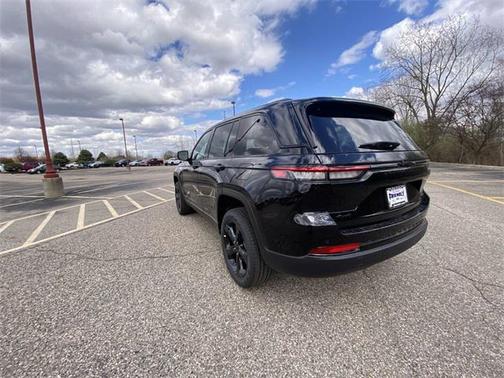 2025 Jeep Grand Cherokee Limited X