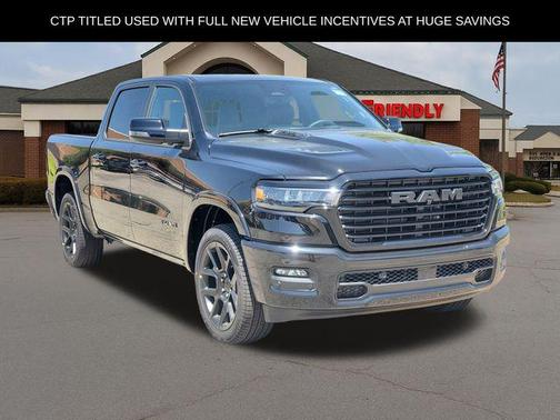 Diamond Black Crystal Pearlcoat 2026 RAM 1500 Laramie
